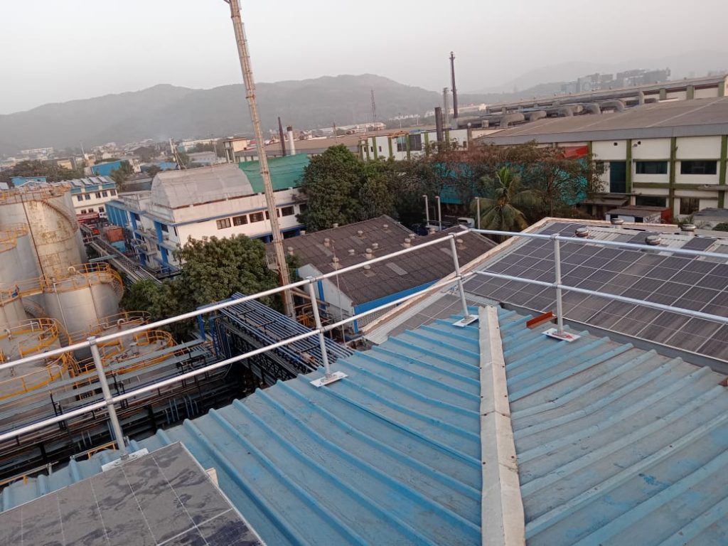rooftop guardrail system